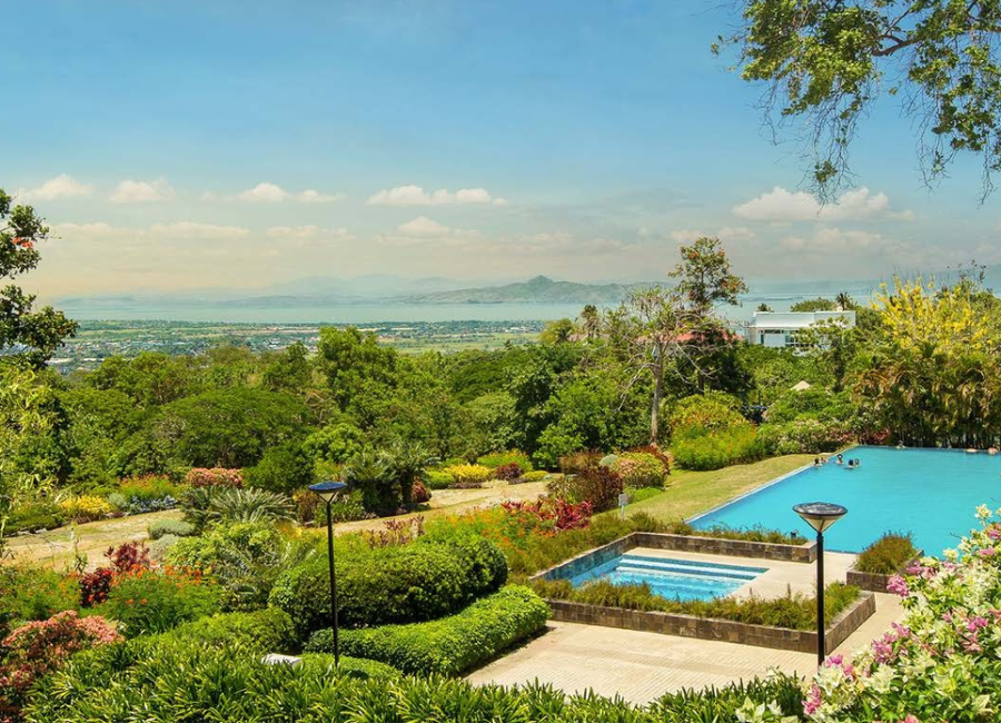 Spine Road, Ayala Greenfield Estates, Maunong, Calamba, Laguna