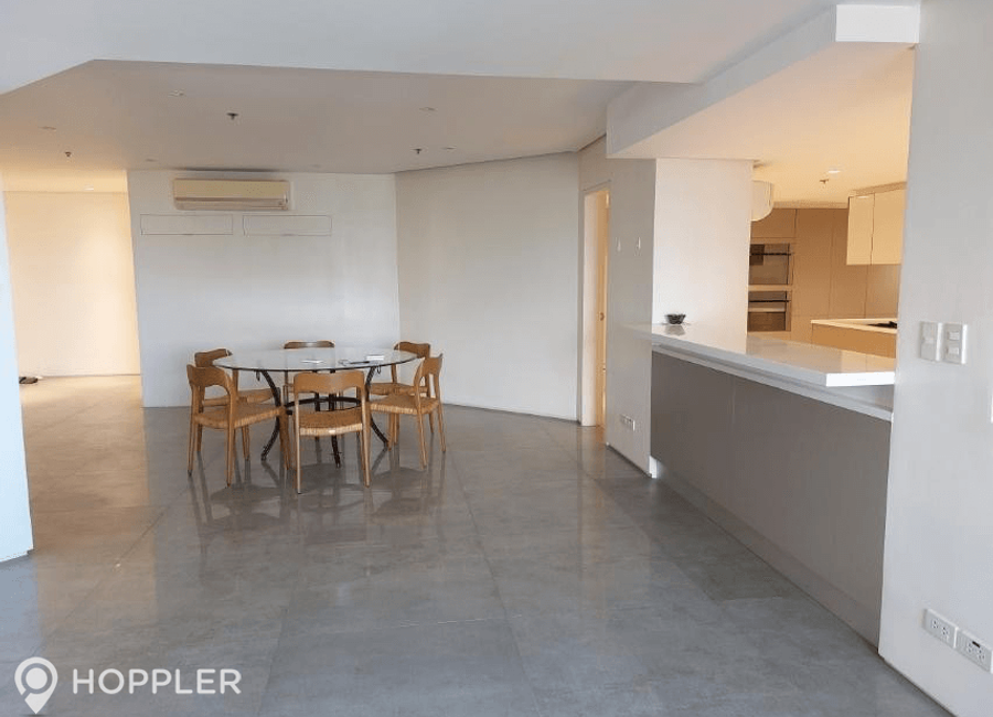 3BR Condo for Rent in The Ritz Towers, Urdaneta Village, Makati ...