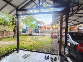 Jual Cepat Murah Strategis Rumah lama Kavling hit tanah mainroad Sorea