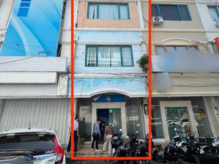 Disewakan Ruko 3 Lantai Di Kawasan Pertokoan Di Tengah Kota Denpasar