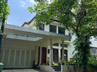 Di jual tanah beserta bangunan