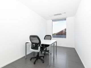 Regus - Benoa Square Bali (Kantor Pribadi 4 orang)
