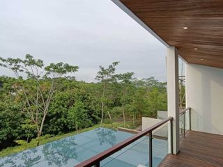 JUAL VILLA MODERN DALAM KOMPLEKS DI NUSA DUA