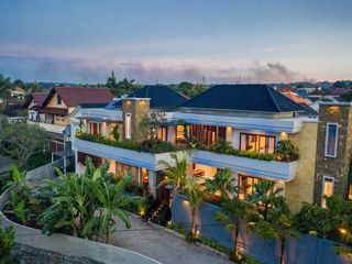 JUAL VILLA MEWAH MODERN DI JIMBARAN FULLY FURNISHED