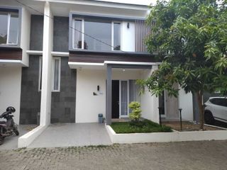 Rumah siap Huni Neo Griya Alecandra cibubur type Swarma