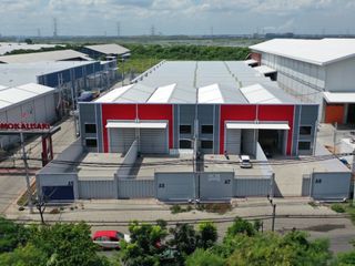 Dijual Gudang Exclusive Murah Tertutup Romokalisari