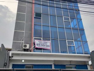 Ruko gandeng hadap jalan raya warung buncit