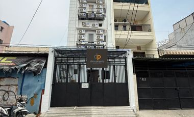 Dijual Cepat Rumah Kost Baru di Jelambar-Jakarta Barat, Area ramai, ROI 10%, Full 100%