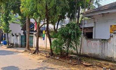 Rumah Hitung Tanah Lahan Luas Jarang Ada Di Kebayoran Lama JakSel