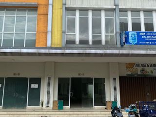 ruko summarecon karawang dekat dengan outlet villagio hadap timur
