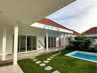 Disewakan villa lantai 1 lokasi kayutulang utara canggu