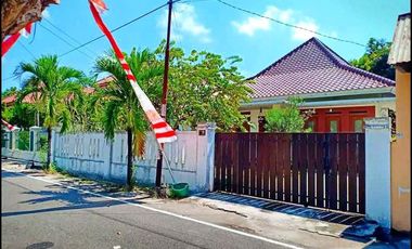 Rumah luas Kerten hitung tanah luas 743m