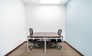 Regus - Menara Palma Simatupang (Kantor Pribadi 3 Orang)