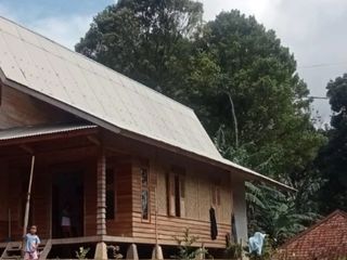 Dijual Rumah Panggung Semi Villa di Desa Wisata Pasangrahan Bojong Kaki Gunung Burangrang Purwakarta