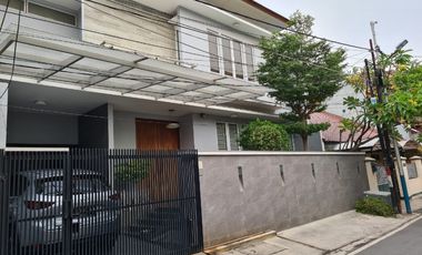 Rumah Bagus Cempaka Putih Tengah, Siap Huni