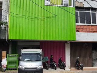 Ruko beserta bisnis catering omset 11 M pertahun di Cakung Jaktim