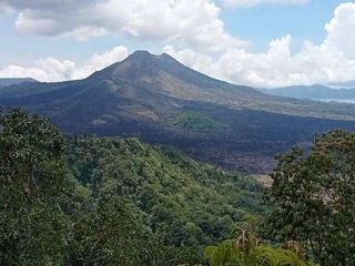 TANAH VIEW GUNUNG & DANAU BATUR KINTAMANI