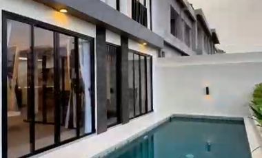 Villa Modern Tropical Minimalis Canggu Bali