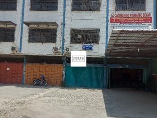 ruko riau ujung pekanbaru 3 lantai