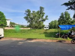 Kavling untuk Gudang dan Industri di Area Taman Tekno BSD Bentuk Kotak Hadap Selatan