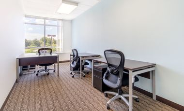 Regus - HQ Lippo Thamrin (Kantor Pribadi 5 orang)