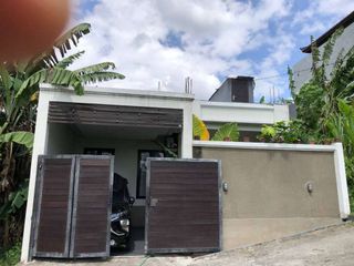 DIJUAL RUMAH MINIMALIS STYLE DUA LANTAI