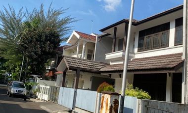 Rumah dijual Di Sunter Griya
