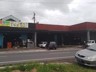 BELI GUDANG BONUS TANAH SELUAS 2210M JALAN MAGELANG CANDI BOROBUDUR