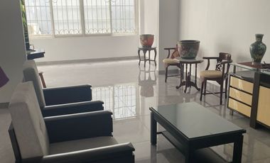 jual rumah 3 lantai BGM PIK uk 10x18m baru renovasi