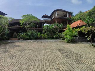 Disewakan Restaurant Dekat dengan View Jungle River Petanu