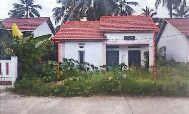 ASSET BTN PONTIANAK. RUMAH TINGGAL DALAM KOMPLEK PERUMAHAN