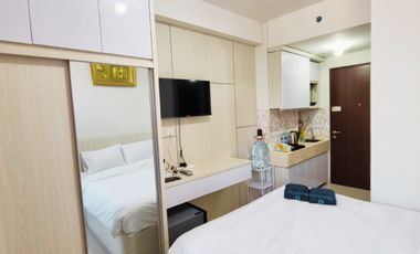 GOOD DEAL AND COMFY SEWA APARTEMEN STUDIO TRANSPARK CIBUBUR BYHOUSLEEP