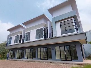 Ruko Mewah Ready Stock Di Pusat Kota Karawang