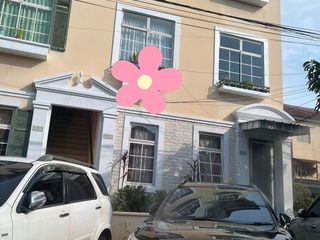 Town House Scandinavian Cantik Harga Terbaik