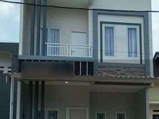 Rumah modern minimalis Rorotan