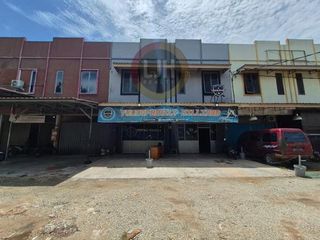 Disewakan 2 Ruko Gandeng di Onassis Tiban Batam