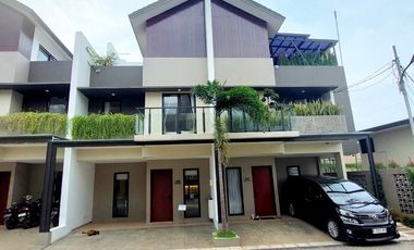 Best price rumah 3 lantai di Bintaro, All in 10 juta Akad kredit