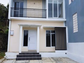 Rumah Cantik Desain Modern Kebumen