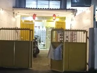 DISEWAKAN MURAH STAND DEPAN RUKO