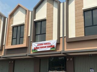 Ruko 2 Lantai Fedora Park Suvarna Sutera Lavon Cikupa Tangerang