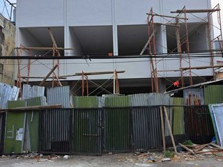 Bratang binangun hanya 25m dr jalan raya baru 2lt
