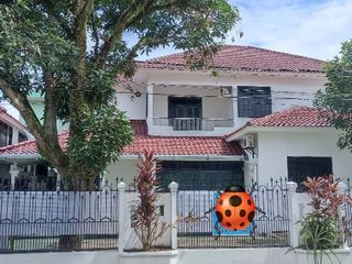 Disewakan rumah besar di tengah kota dekat PS mall Palembang