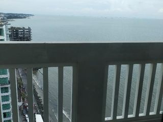 Di jual Apartemen mewah Furnished View Pantai Borneo bay