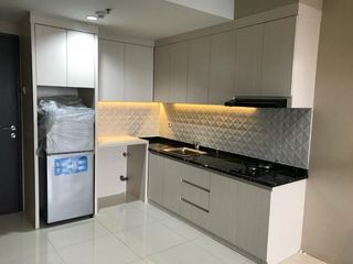 apartment deket pondok indah private lift