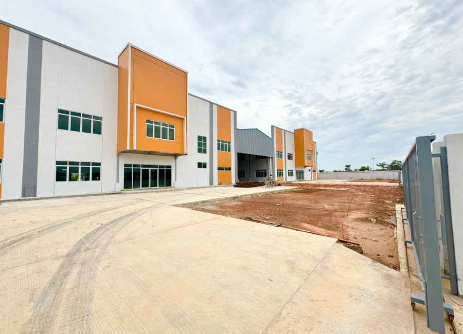 Ready Unit New Warehouse 1.5 Floors in Samara Industrial Park Kabil Btm ...