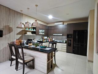 Rumah Furnish Kondisi Bagus di Komplek Batununggal