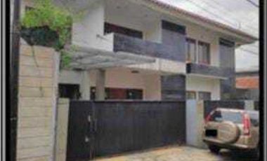 Jual Cepat Rumah di Jalan Bendi, Tanah Kusir.SHM. Luas 375sqm.Harga BU