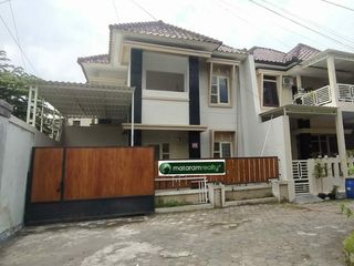 Rumah di Perum dekat UGM dalam ringroad