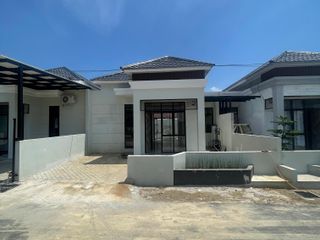 JUAL RUMAH BARU KOMPLEK DI JOHOR KARYA WISATA UJUNG, AREA JOHOR