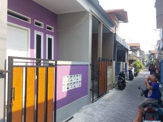 di jual rumah minimalis 2 lantai di Ciledug Tangerang kota